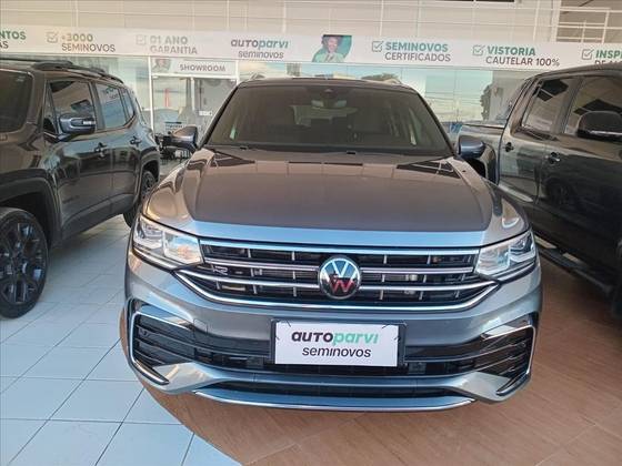 VOLKSWAGEN TIGUAN 2.0 300 TSI GASOLINA ALLSPACE R-LINE AUTOMÁTICO VOLKSWAGEN TIGUAN 2.0 300 TSI GASOLINA ALLSPACE R-LINE AUTOMÁTICO